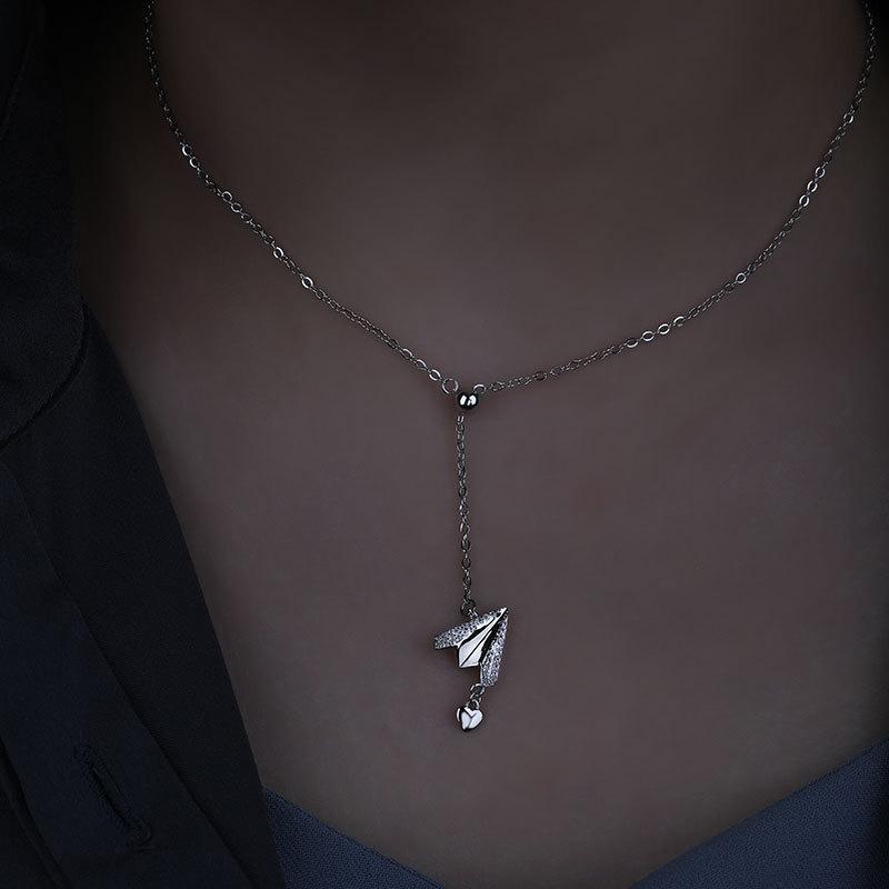 Paper Plane Love and Innocence Zircon Pulling Tassel Necklace Temperament Creative Collarbone Chain