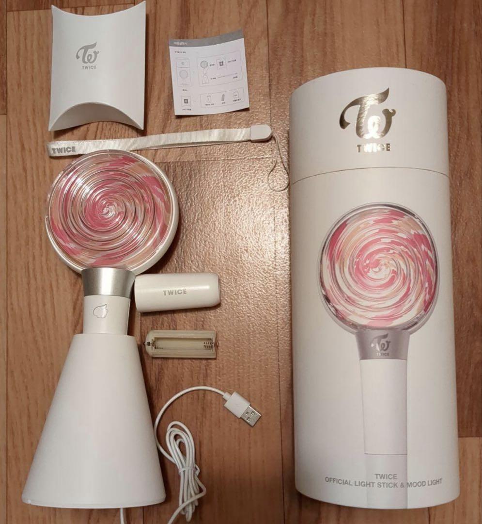 

[USED] TWICE first generation light stick CANDY BONG