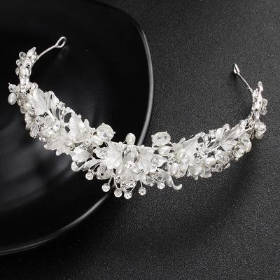 Luxury Rhinestone Bridal Tiaras And Crowns Queen Crown Pearl Flower Large Oval Diamond Hair Hoop Wedding Bride Crown