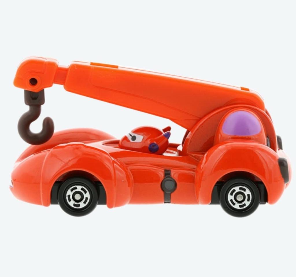 Big Hero 2.0 Crane Tomica Tokyo Disney Resort Exclusive Disney Vehicle Collection