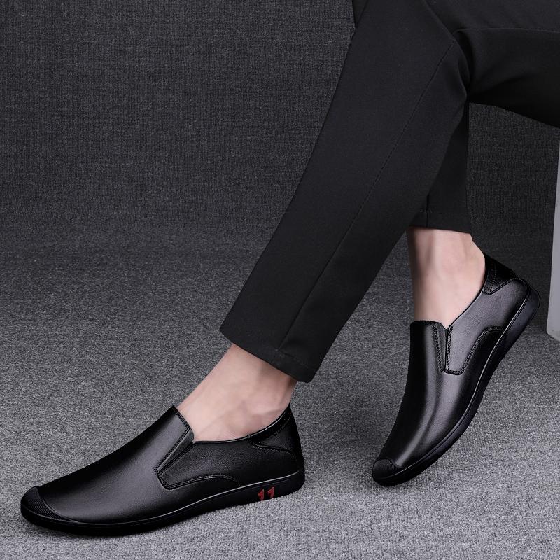 Fashion Mens Slip on Shoes Mens Loafers Shoes Luxury Genuine Leather Casual Shoes Driving Moccasin Men Soft Wedding Party Dress Shoes