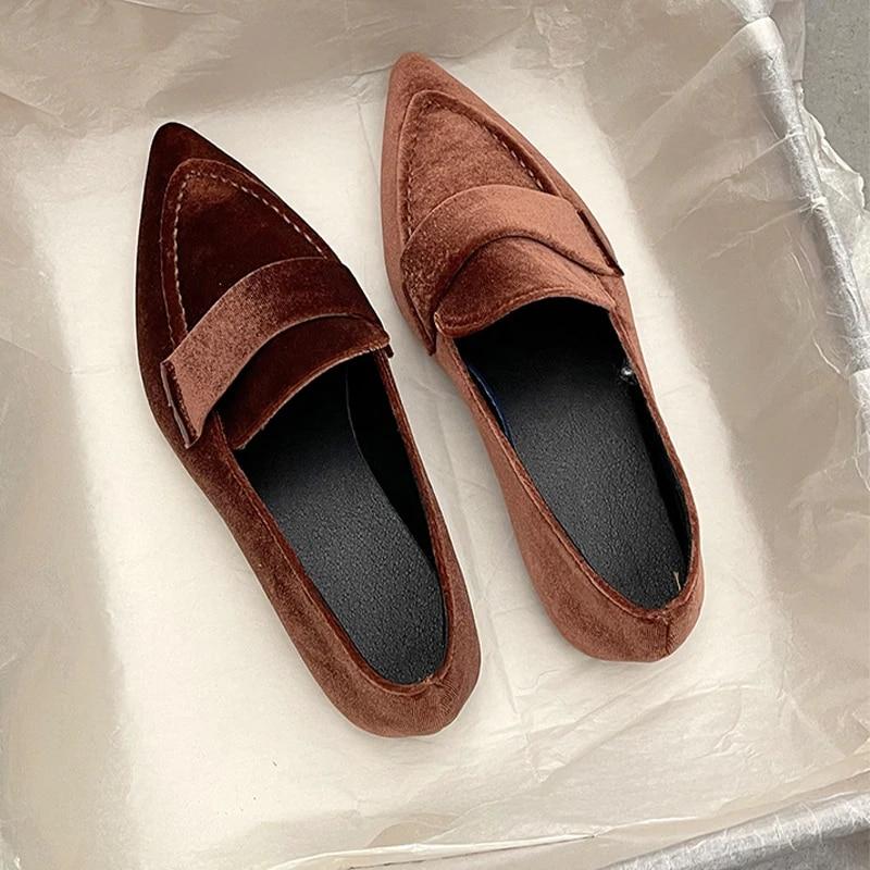 Women's Flat Pointed Toe Suede Loafers Vintage Loafers Driving Shoes