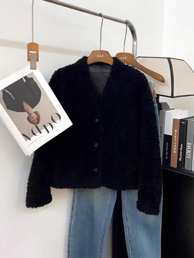 % Sheep wool granular fleece fur integrated coat women's autumn and winter V-neck premium short sheep shearing fur top