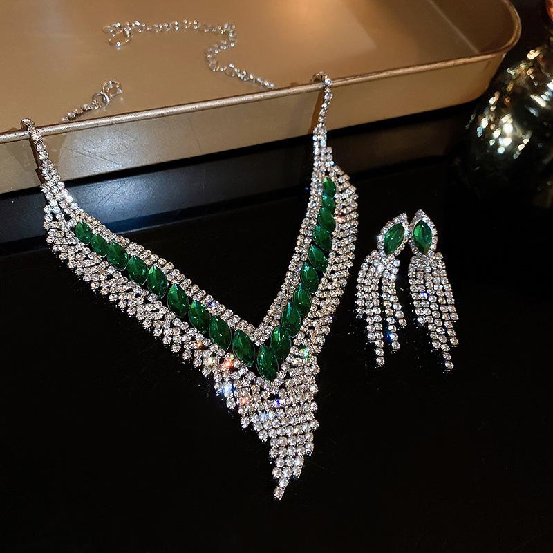 Classic Middle Design Women Girls Palace Luxury Crystal Necklace Earrings Vintage Lady Gorgeous Chains Choker Jewelry Gift