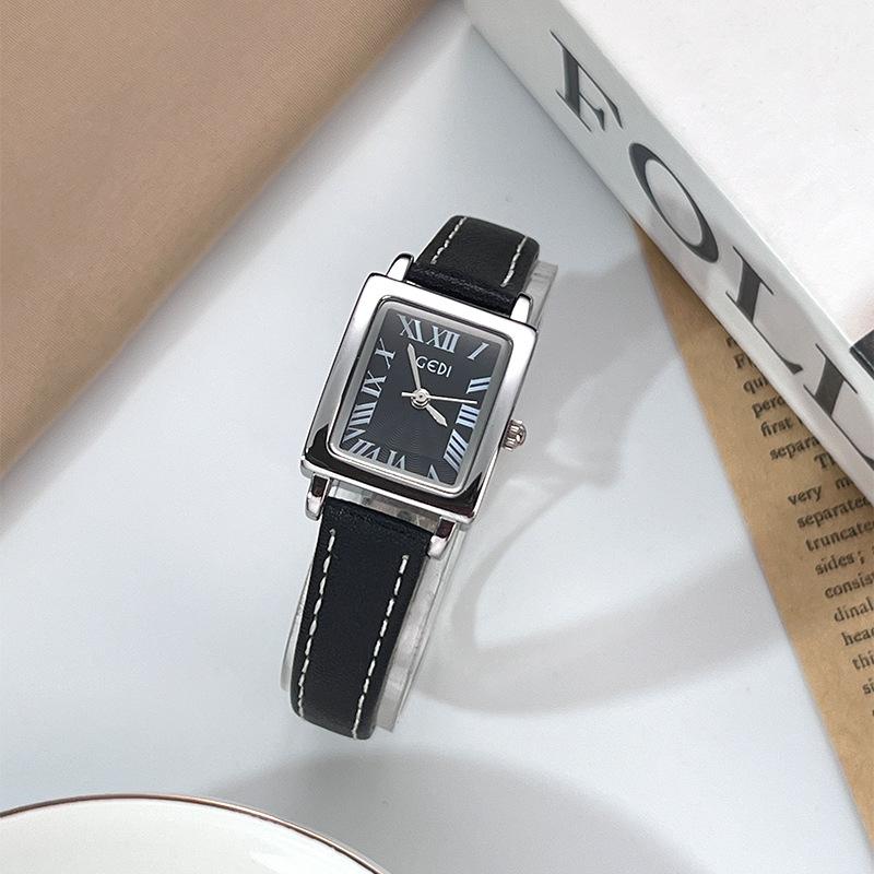 Retro Small Exquisite Small Square Watch Niche High Sense Simple Women Waterproof Quartz Watch