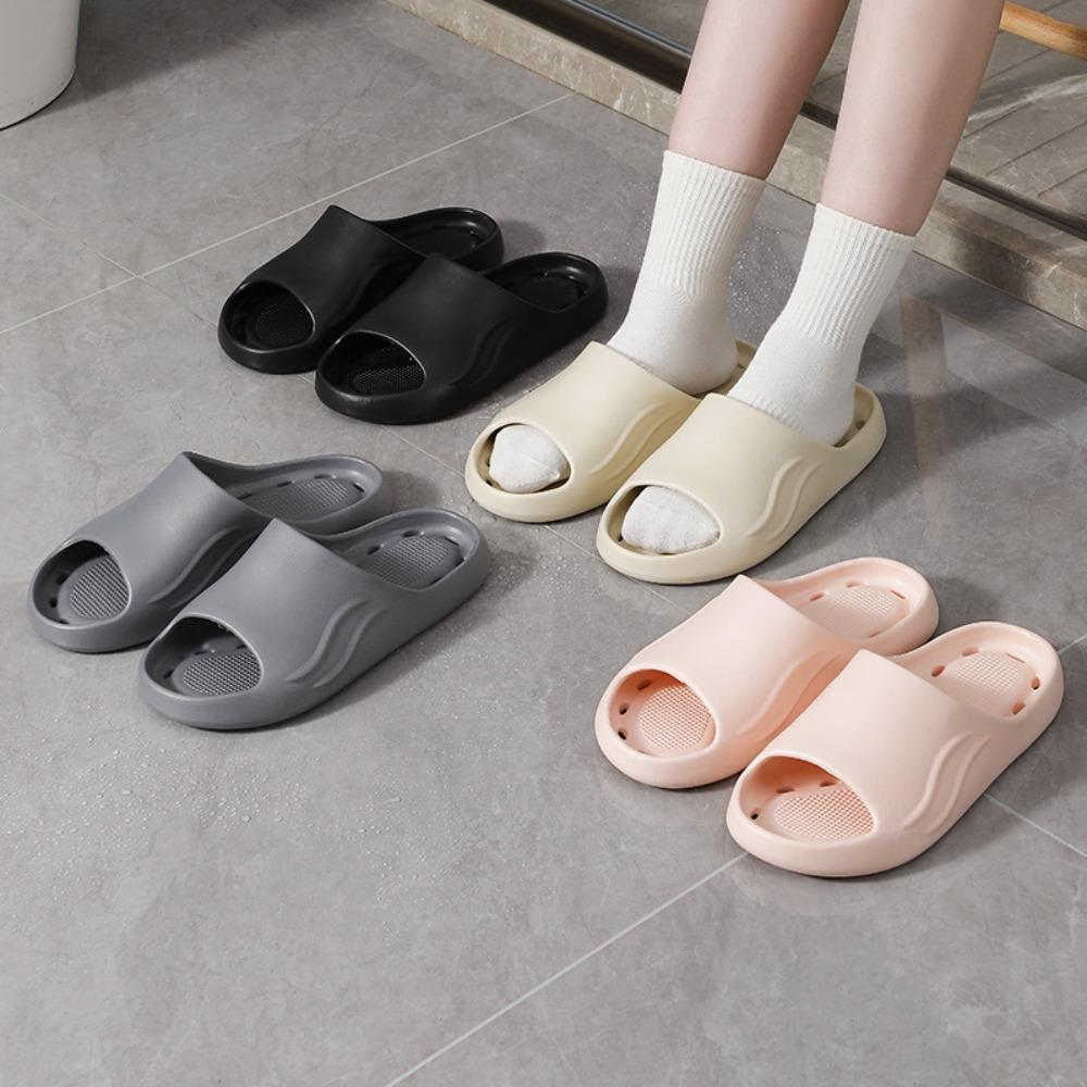 Anti Slip Water Leakage Slippers for Men's Indoor Home, Home Hotel Hollow Bathroom Slippers, Shower Slippers