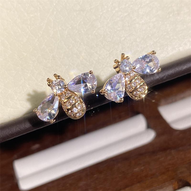 ZAKOL Temperament Cubic Zirconia Insect Bee CZ Stud Earrings for Women Delicate Animal Crystal Earrings Zircon Brincos