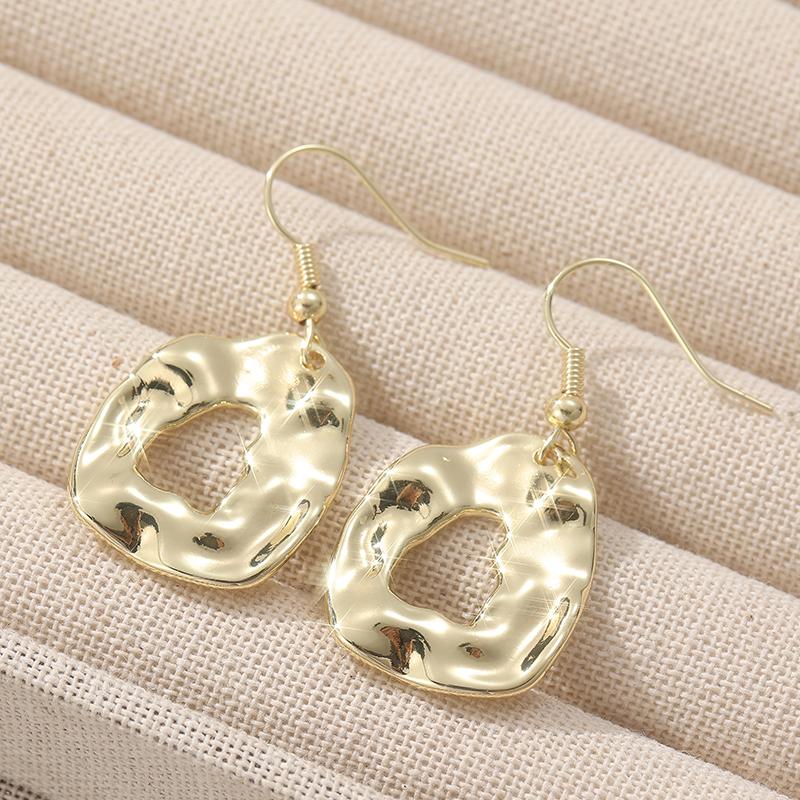 Concise  Golden Plated Irregular Geometric Dangle Earrings for Women Exquisite Jewelry Accessories Retro Pendant Earrings