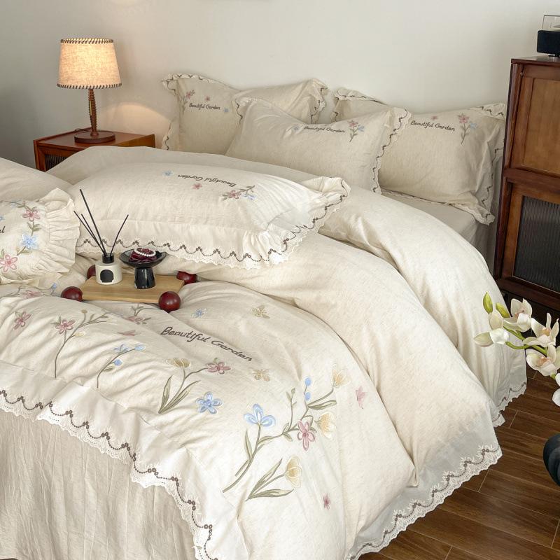 Juego de Cama de Lujo Francés Estilo Princesa de Algodón y Lino Bordado con Encaje de Cuatro Piezas con Funda Nórdica