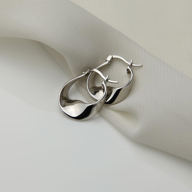 Korean Style Geometric Circle Earrings: Elegant, Versatile Ear Jewelry for Women and Students