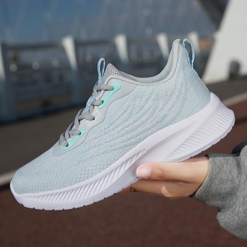2025 new large size flying woven women's shoes spring mesh breathable sports shoes women's lightweight fashion versatile shoes