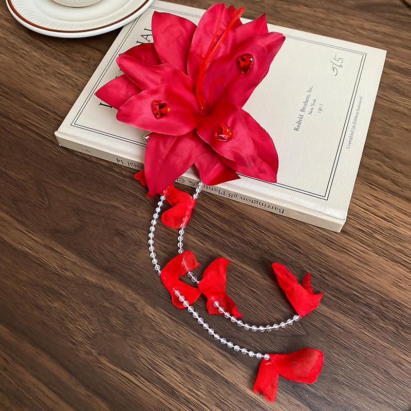 Elegant Floral 3D Hair Clip - Sweet Bangs Duckbill Accessory for Summer