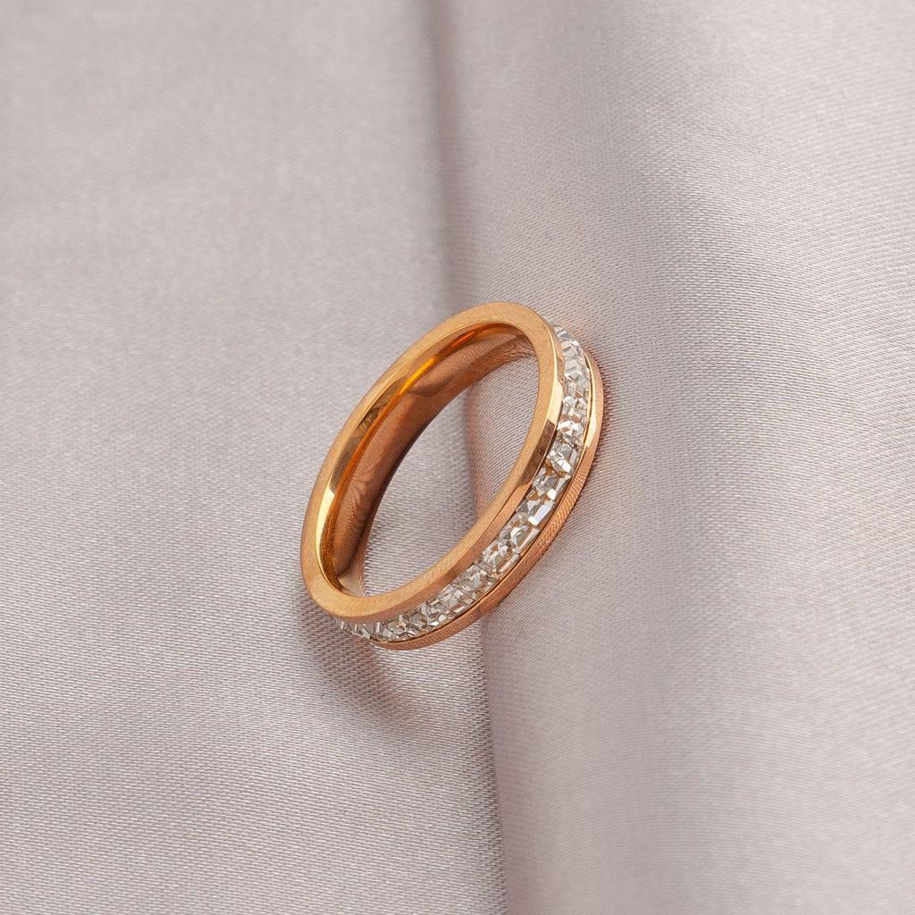 Women's High-End Titanium Steel Full Diamond Fashion Ring – Non-Fading, Versatile, Index Finger, Niche Design, Couple Style