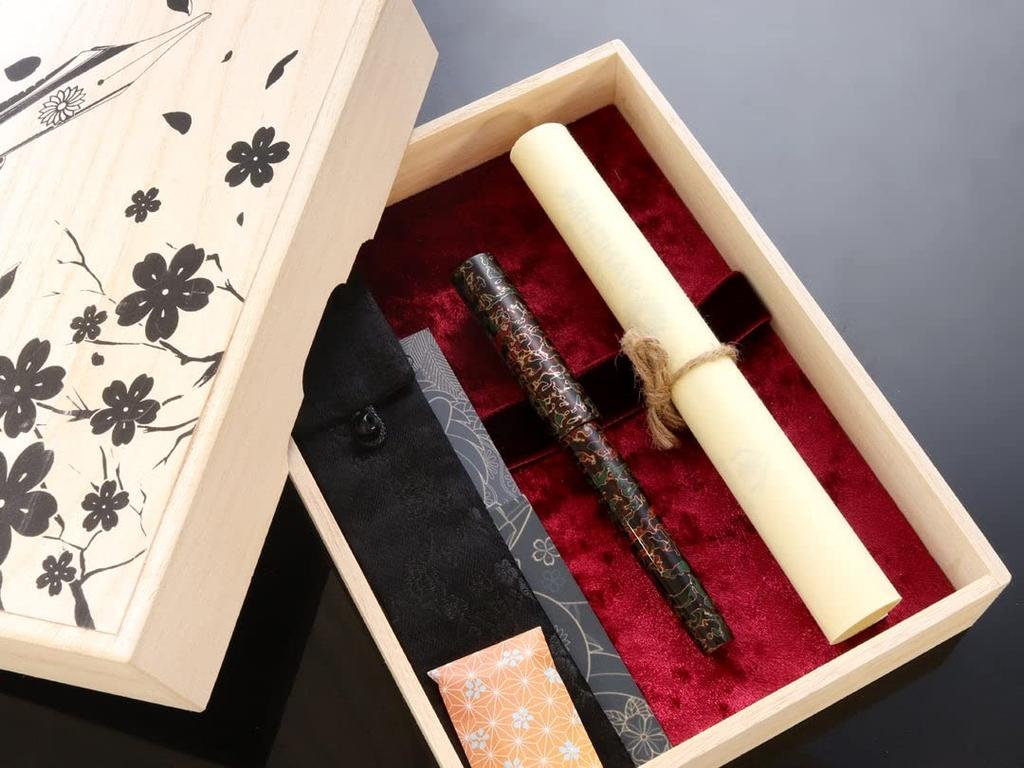 WANCHER World Tsugaru Lacquer Collection Fountain Pen Extra Fine Blackened Natural Tsugaru a Traditional Japanese (EF Point) - Wood, Lacquerware,