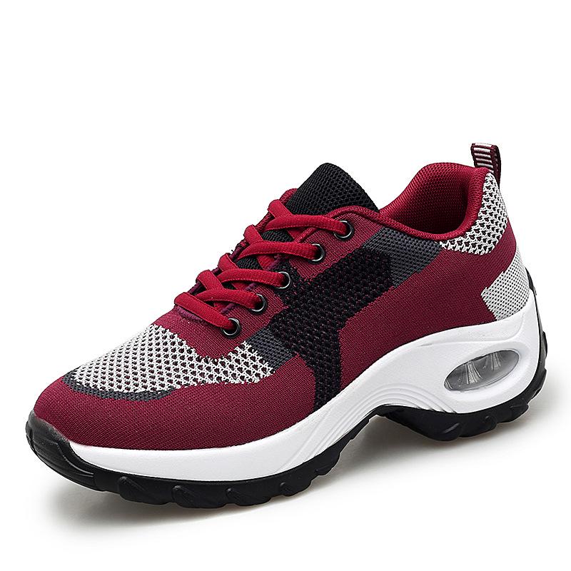 Spring and summer new lightweight soft-soled rocking shoes fly-woven mesh air cushion shoes