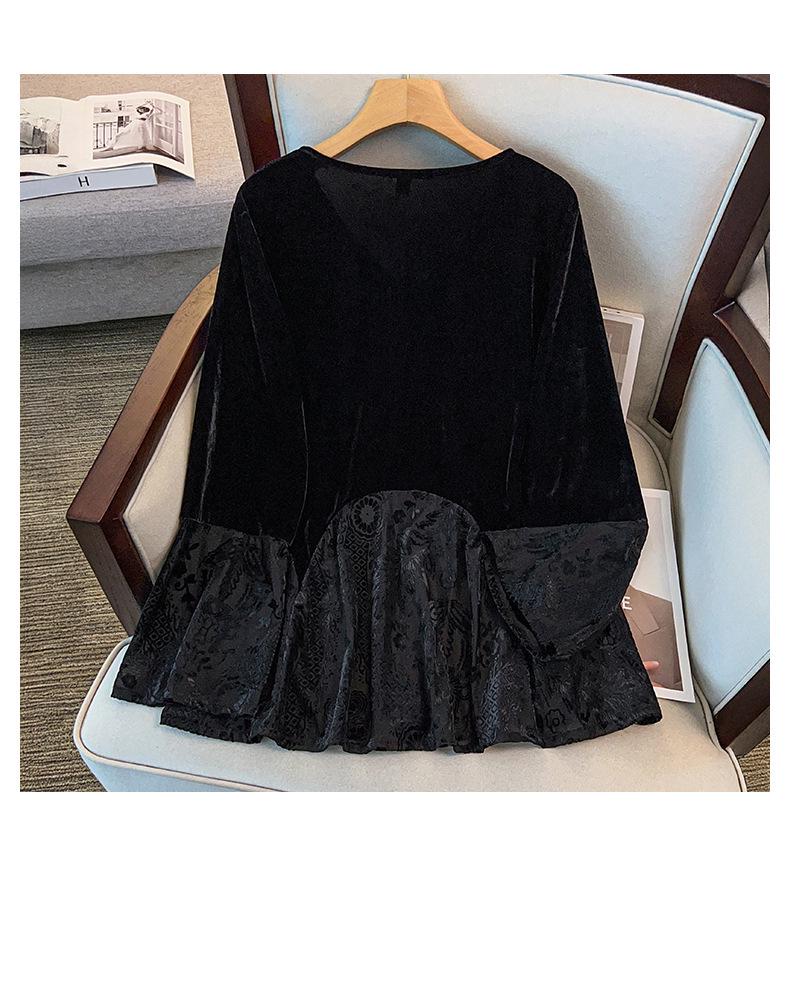 Velvet V-Neck Lace Patchwork Top with Frog Button – Plus Size Chinese Style