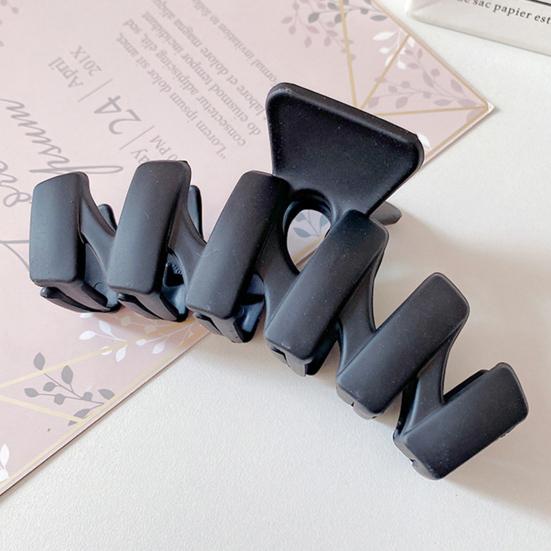 Head Clip Trendy Beautiful Strong Claw Large Size Eco-friendly Daily Styling Resin Solid Color Shark Clip Hair Accessories