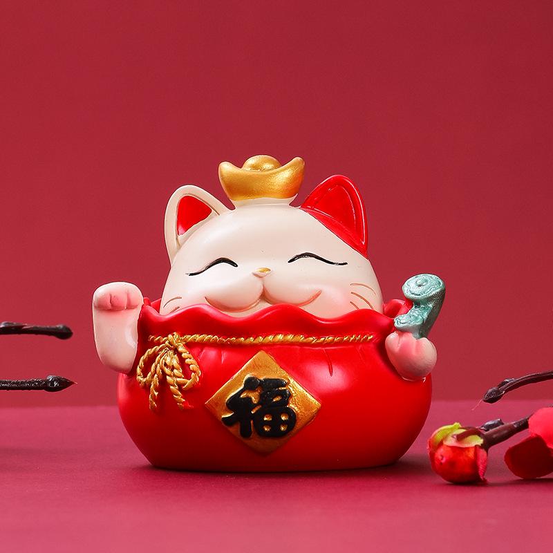 Lucky Cat Resin Desktop Ornament - Cute Cartoon Decoration for Office
