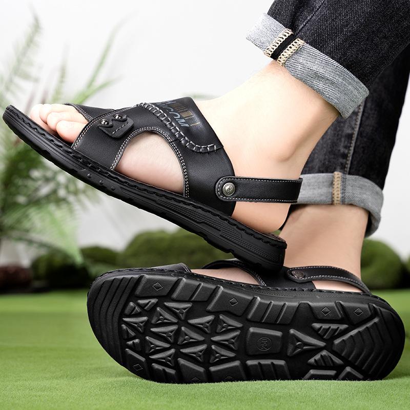 Men's sandals leather breathable non-slip and wear-resistant outer wear dual-purpose cool slippers men's summer new soft-soled beach shoes