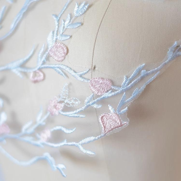 Multi-Color Embroidery Lace Lace Handmade Diy Material Wedding Dress Clothing Design Patch Decal Accessories