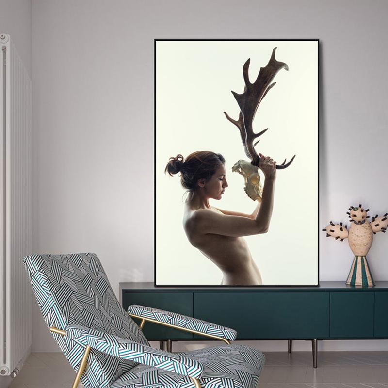 Nordic Modern Sexy Nude Woman Golden Deer Canvas Painting Naked Portrait Wall Art Picture for Living Room Home Decor Cuadros