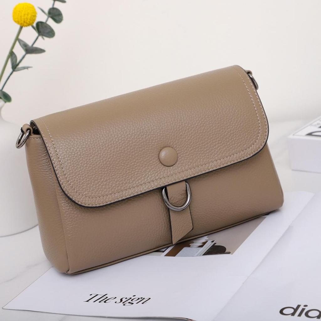 Women's Genuine Leather Crossbody Bag 2025 - Stylish Top Layer Cowhide Underarm Bag for Fashionable, Versatile Commuting.