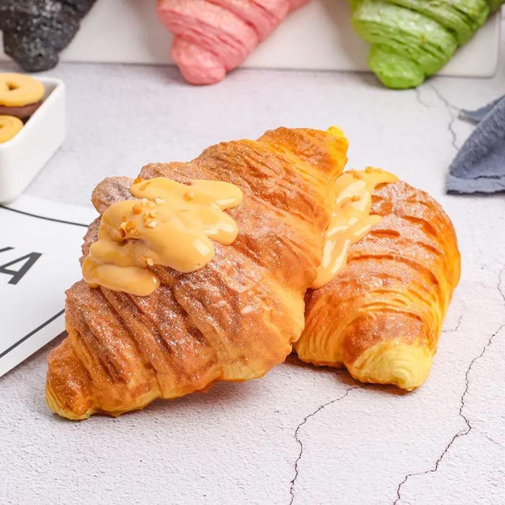 1PCS Slow Rebound Praiseworthy Bread Kneading Simulation Croissants Pop Puffs Food Model Shooting Props Window Ornaments