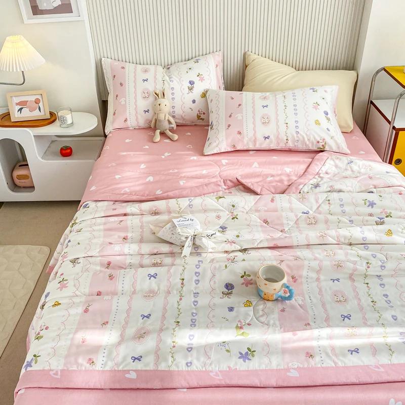 Fresh Floral Quilt 100% Cotton Flowers Print Air Conditioning Quilted Quilt Soft Breathable Lightweight Multifunction Blanket