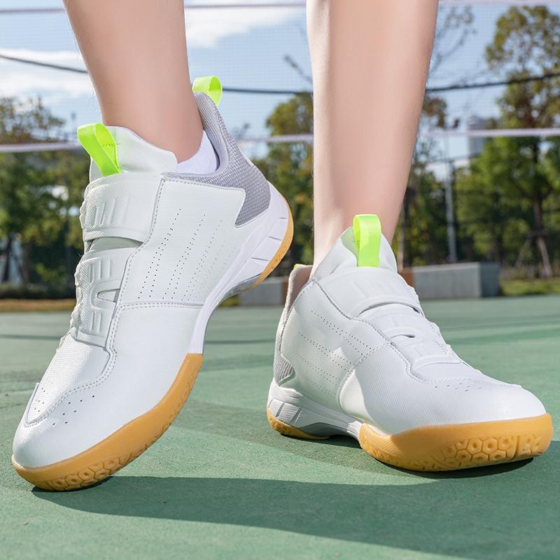 Badminton Shoes Men's and Women's Shoes Mesh Breathable Wear-resistant Non-slip Professional Competition Training Sports Shoes