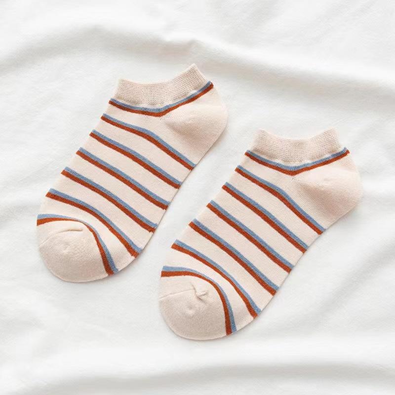6 Pairs of Women's Spring and Summer Four Season Striped Plaid Fashion Trend Simple and Comfortable Sports Style Socks
