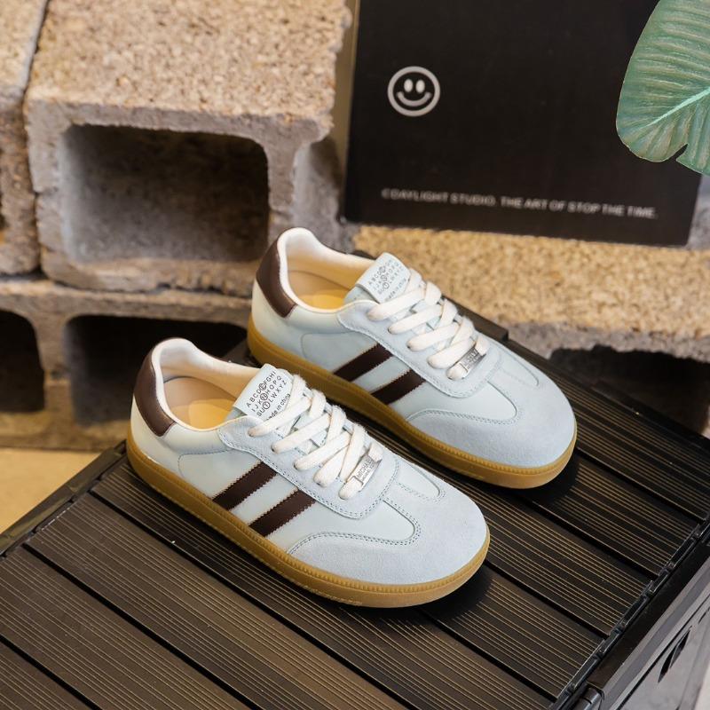 

Leather women s spring new round head lace-up soft sole non-slip and comfortable student sports and leisure board shoes 40 вода синього кольору