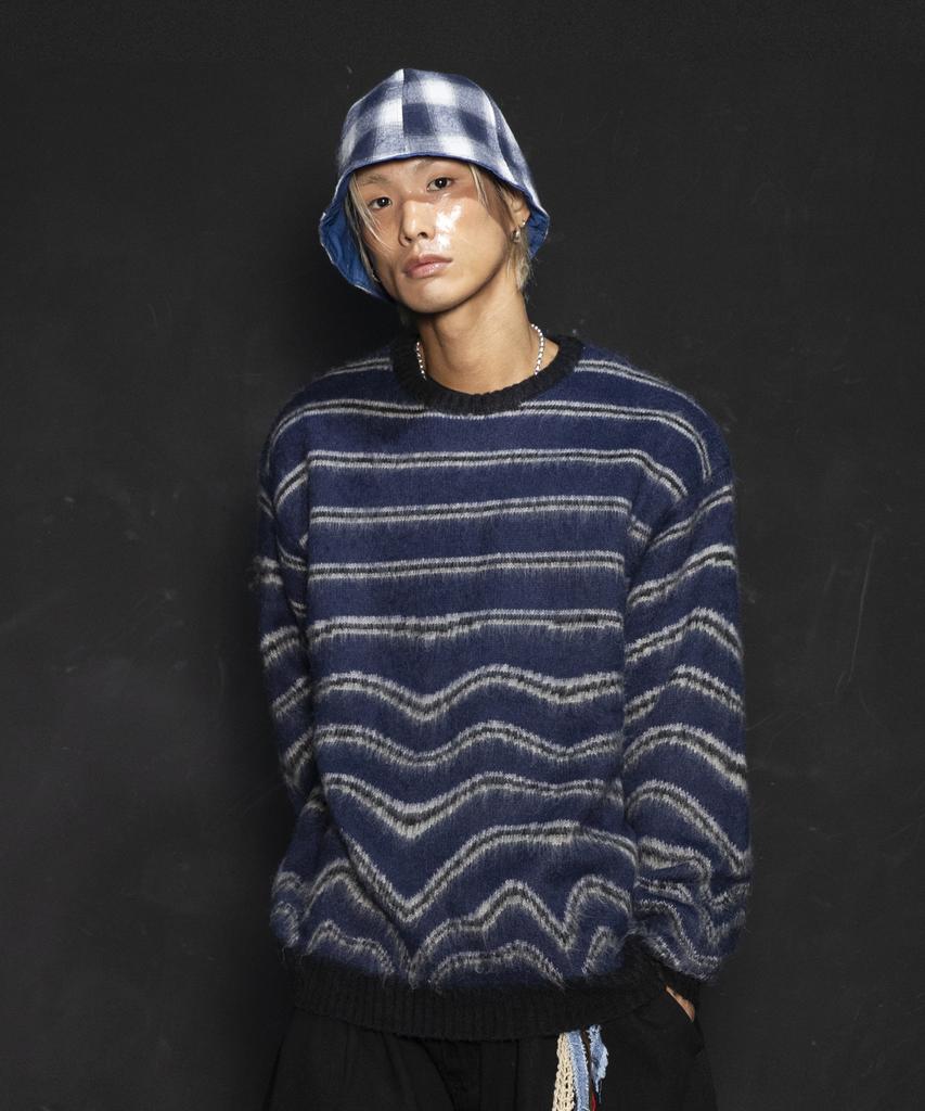 GLACK Gnt030 Seismic Stripe Knit (Navy)