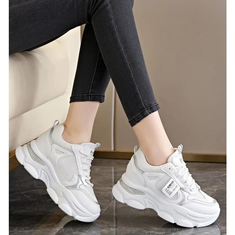 Fashion 2024 New White Black Casual Shoes Ladies Vulcanized Shoe High Platform Leather Sneakers Woman Summer Women Chunky Sneaker 35-40