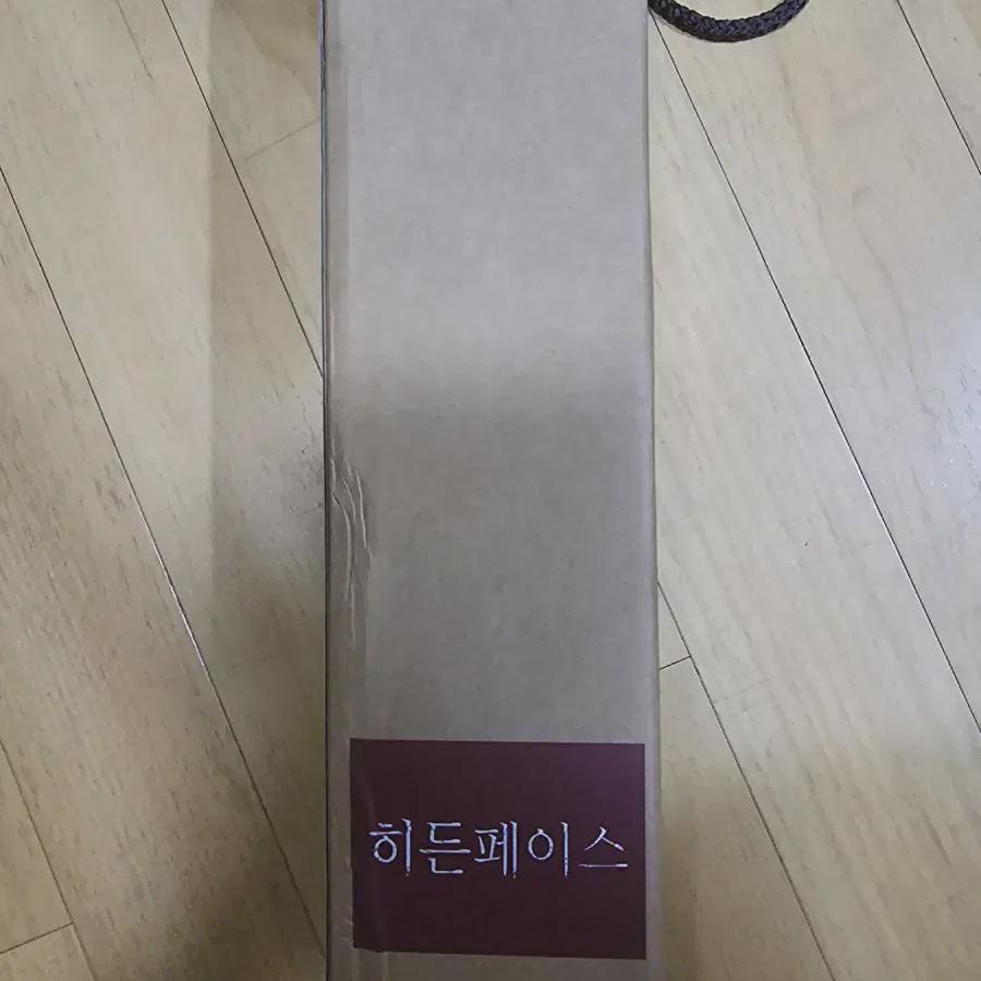 

Фильм Скрытое лицо Бокал для вина