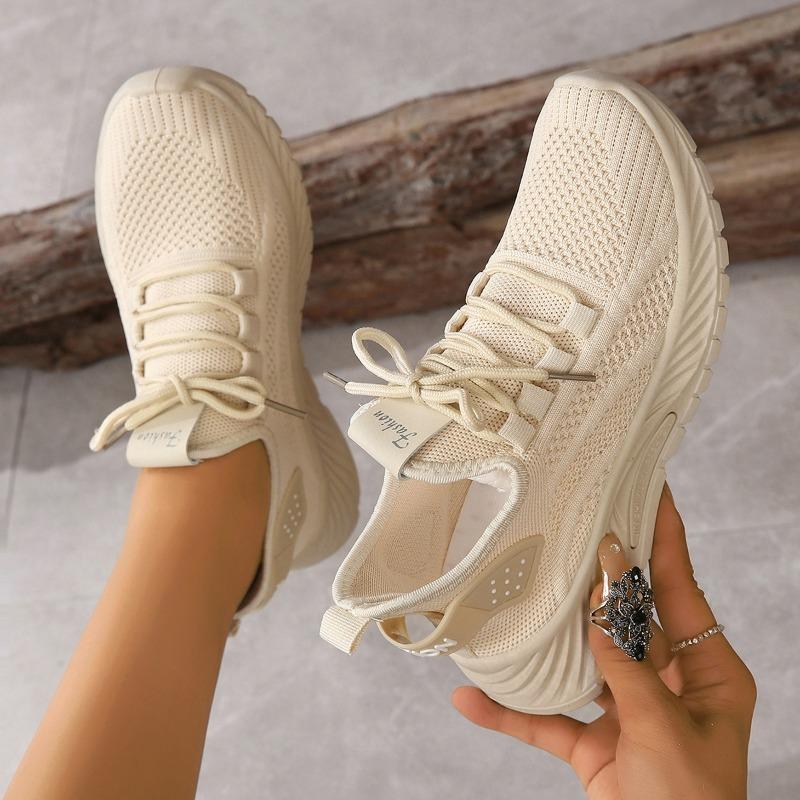 Designer Women Casual Sneakers Sports Shoes Fashion Brand Lace Up Loafers Female Knitted Mesh Breathable Shoes For Women