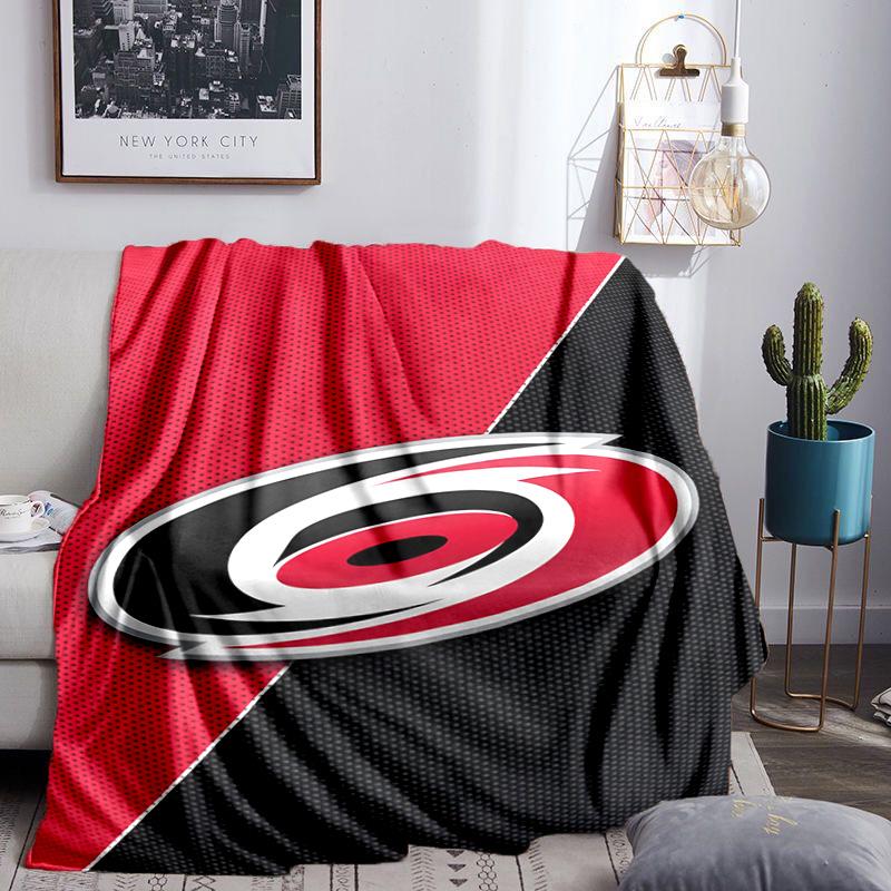Carolina Hockey Logo Throws Blanket Flannel Blankets Plush for Couch Bed Gifts for Men Women Travel picnic blanket Christmas fan gifts