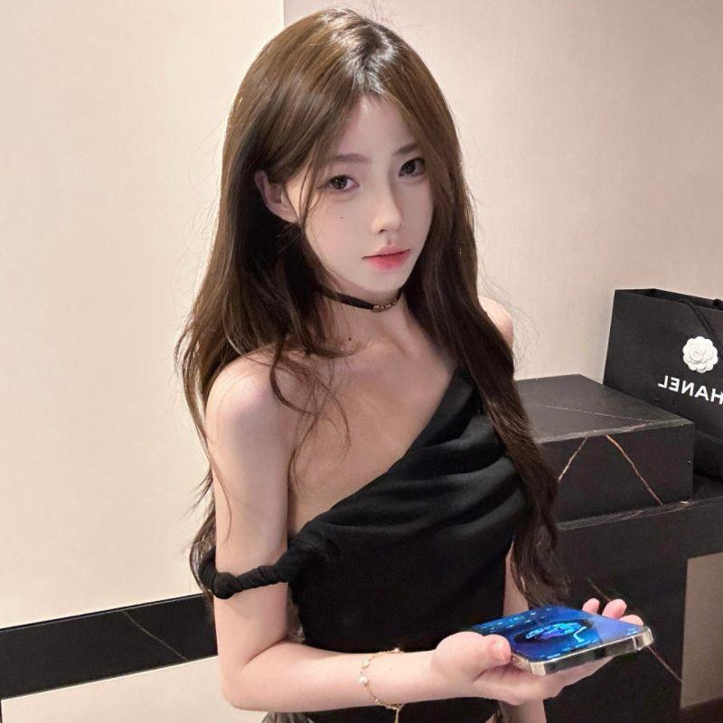 

Chic Sexy off-Shoulder Vest Women s Clothing Summer Strapless Sexy Pure Desire Silm Slimming and Short Tight Tops Fashion Black All yards