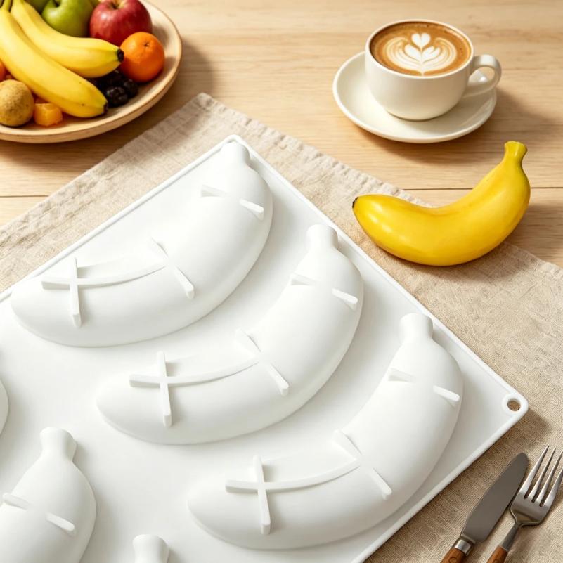 6-Cavity Banana Mousse Cake Silicone Mold Chocolate Pudding Dessert French Pastry Baking Mold Creative DIY Candle Mold