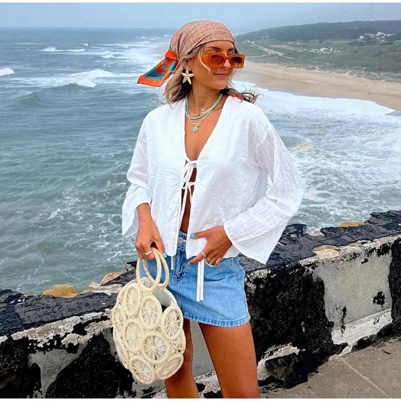 2025 Sommer Hvite Snøreskjorter for Kvinner Elegant Løs Langermet V-hals Bluse Dame Ensfarget Casual Street Chic dame Topper