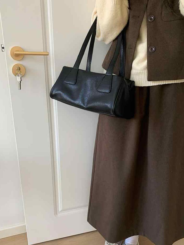 Bags for Women Autumn Winter Korean Ins Retro Underarm Bags 2026 New Versatile Commuter Handbags Casual One Shoulder Bag