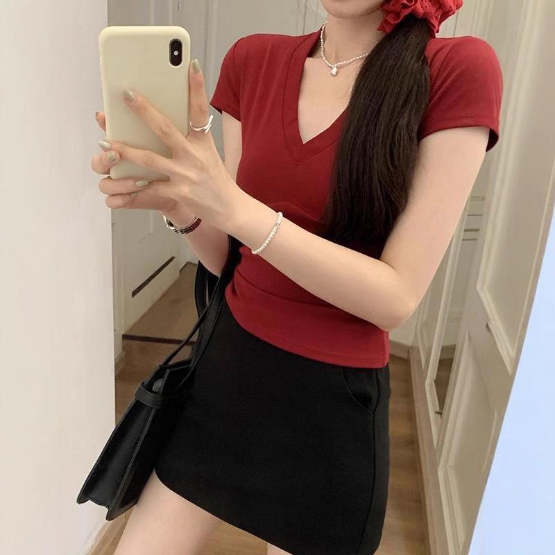Women's White V-Neck Short-Sleeve Slim-Fit T-Shirt - Sexy Summer Style