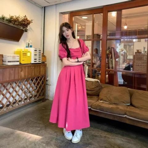 

Dopamine pleated square neck rose red dress female sweet girl age reduction bubble sleeves gentle wind first love long dress S розы красного
