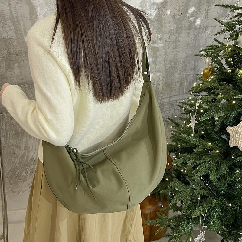 Japanese Casual Literary Dumpling Bag Women's Bag Ins Wind Small Fresh Nylon Shoulder Bag Fashionable Large Capacity Messenger Bag