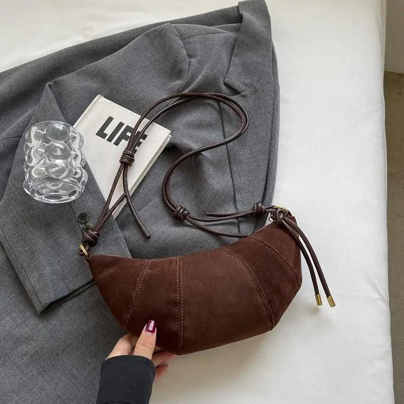 Persalized Croissant Shoulder Bag Velvet Material Zipper Handbag Designer Texture Versatile Dumpling-shaped Mobile Phe Bag