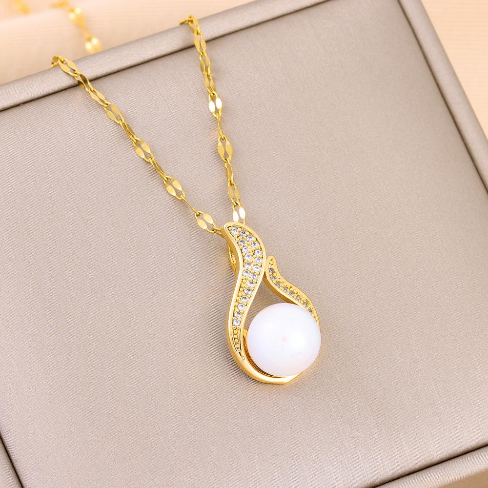 Trendy 18K Gold Plated Zircon Crystal Pendant Stainless Steel Necklace for Women Female Clavicle Chain Jewelry Lady Accessories