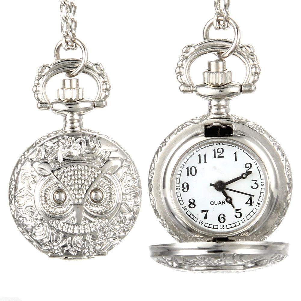 Vintage Pocket Watch Bronze Color Quartz Watch Cool Chain Hollow Love Heart Watches Necklace Pendant Gifts For Women Man