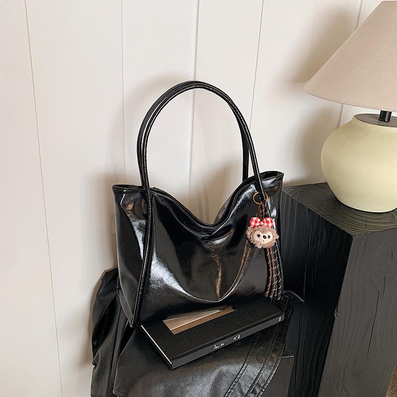 Large Capacity Bag Women's Tote Bag New Versatile Shoulder Commuter Bag