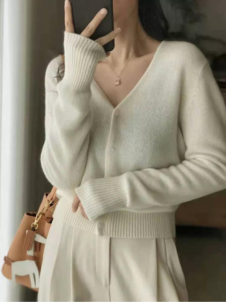 Women's V-Neck 100% Wool Cardigan - Lightweight Korean Style, Elegant Cashmere, Soft Sweater for Spring and Autumn