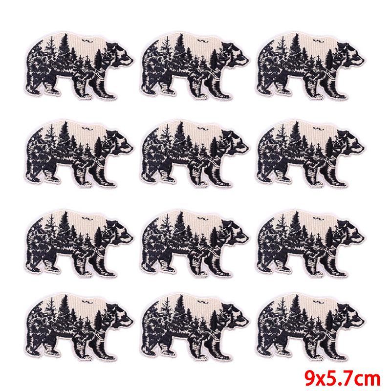 10 Pcs/lot Wholesale Embroidery Patch Iron On Patches For Clothing Patches On Clothes Jackets Decor Applique Sew Supplies