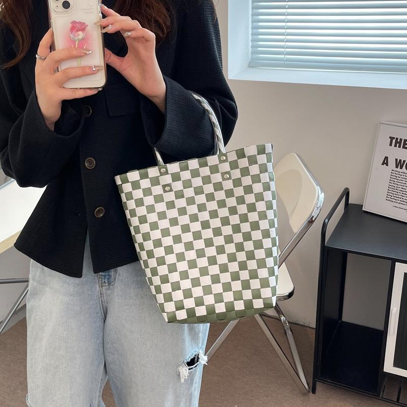 Fashion Beach Woven Colored Stripes Contrast Colors Women's Shopping Bag Spring New Underarm Tote
